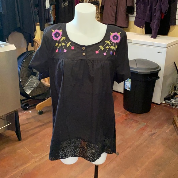 Linen shirt - Picture 1 of 3